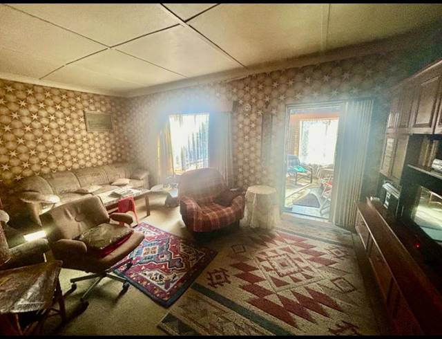 3 BEDROOM HOUSE FOR SALE IN VANDERBIJLPARK CE 1